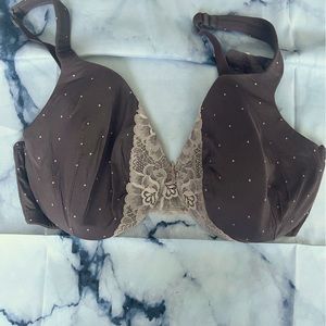 42DD Cacique bra NWOT
